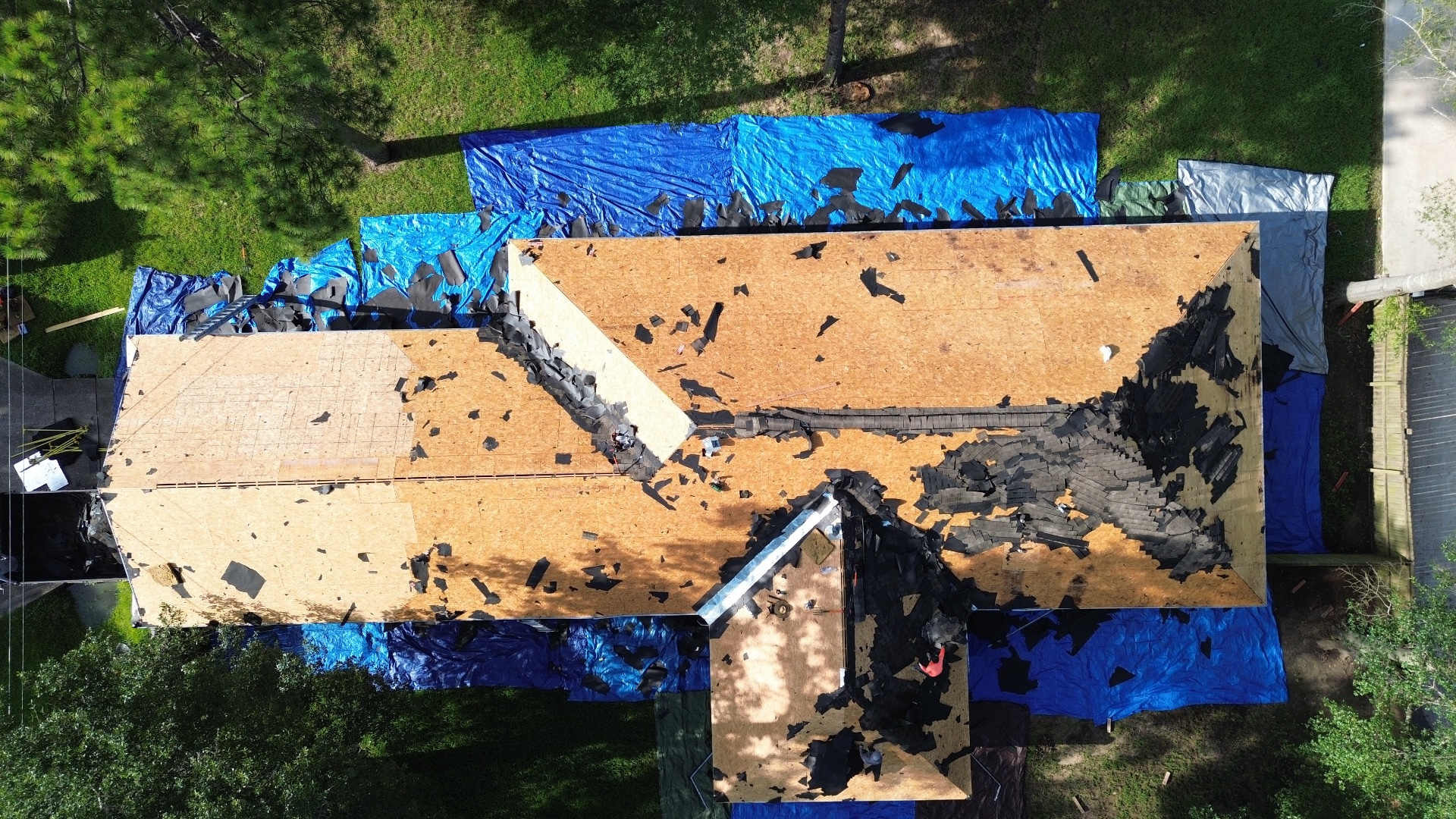 Peterson Roofing And Construction LLC, Roof Installation or Replacement in Spring, TX - photo 1