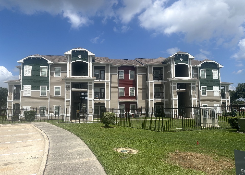 Peterson Roofing And Construction LLC, Roof Installation or Replacement in Spring, TX - photo 6