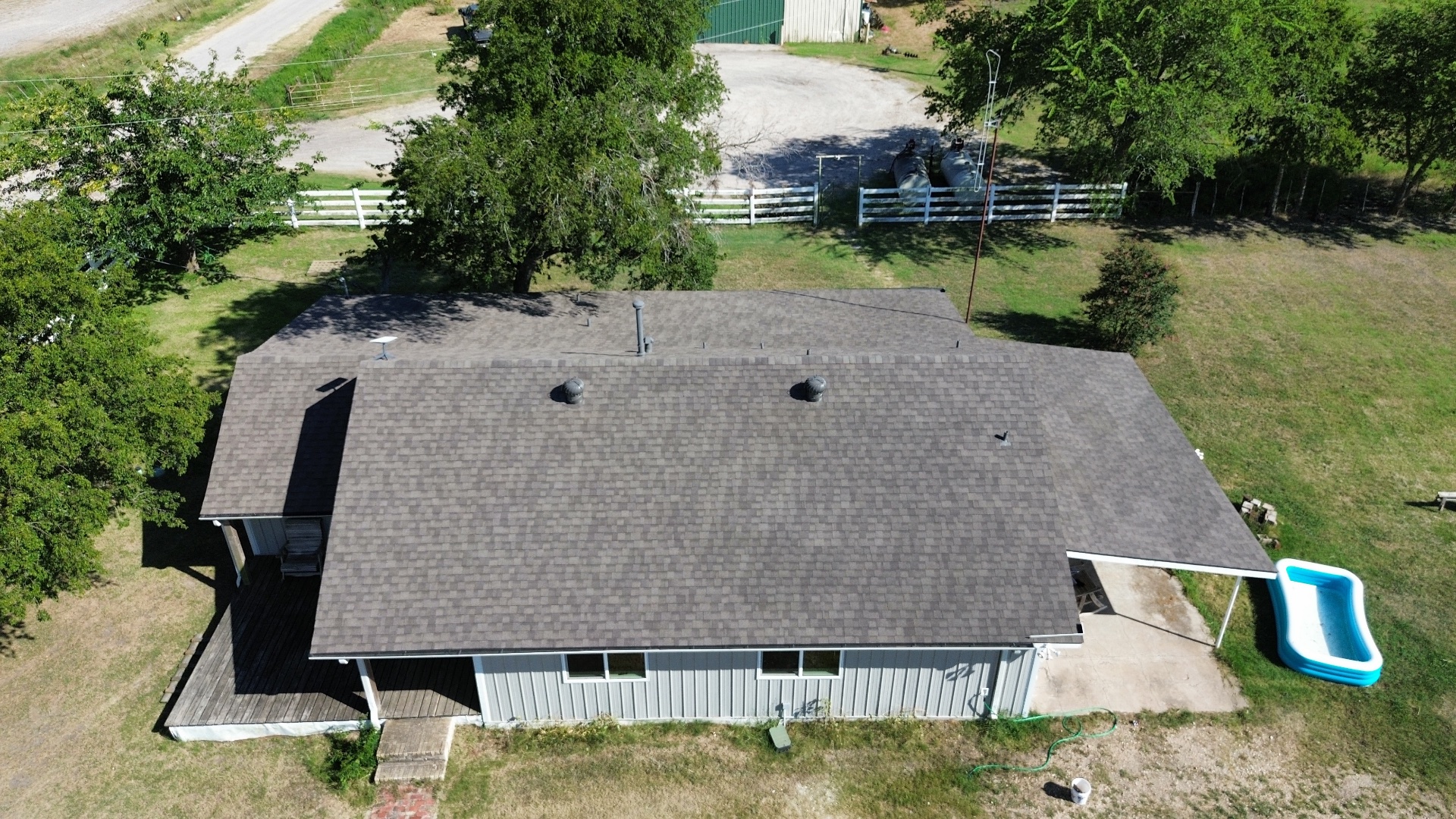 WR Roofing Solutions, Roof Installation or Replacement in Lorena, TX - photo 4