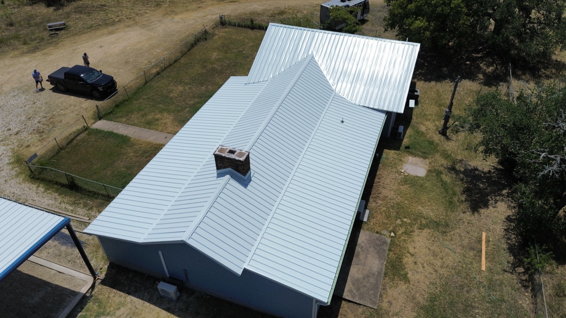 WR Roofing Solutions, Roof Installation or Replacement in Lorena, TX - photo 2