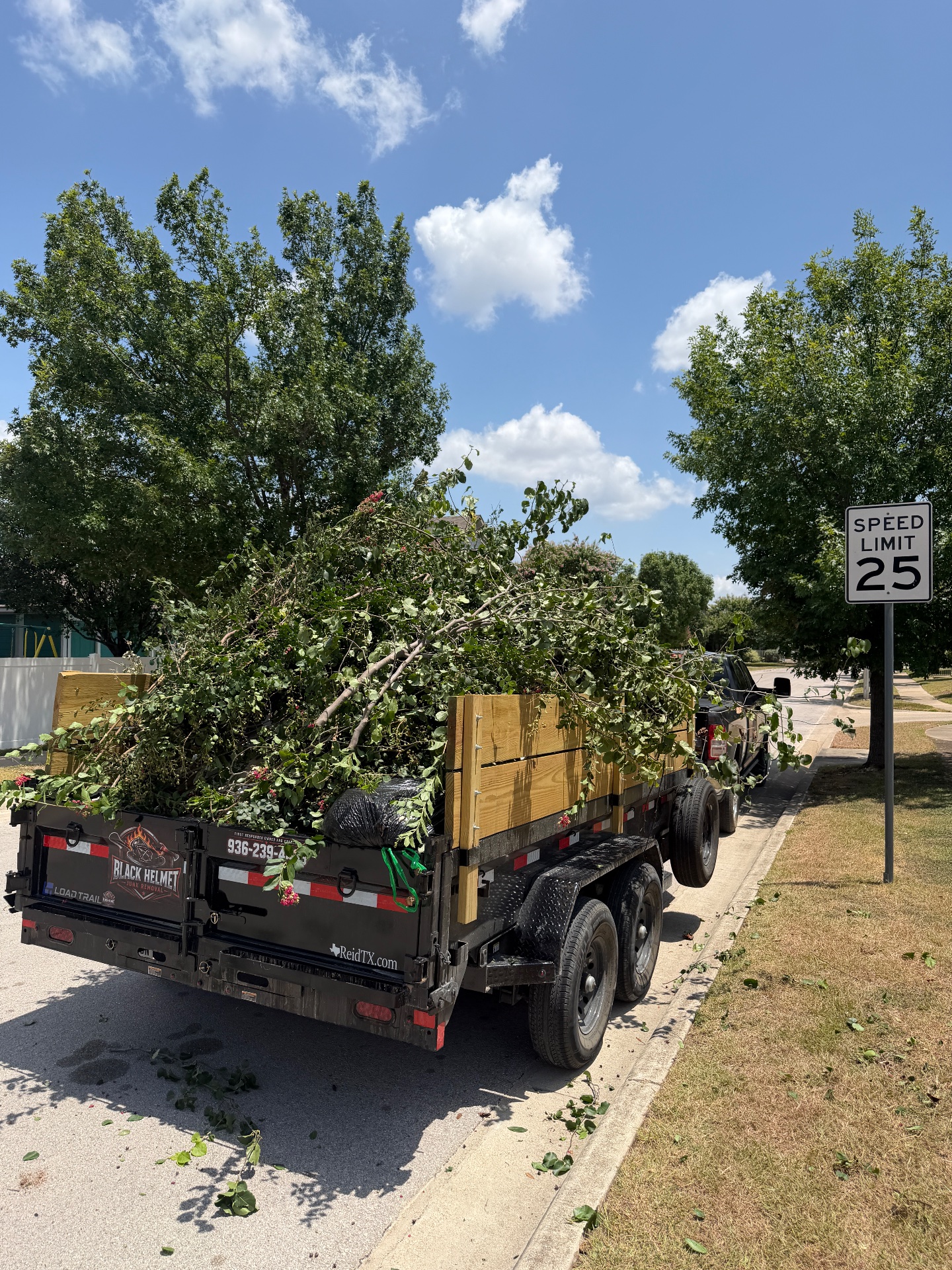 Black Helmet Junk Removal, Demolition Services in Liberty Hill, TX - photo 8