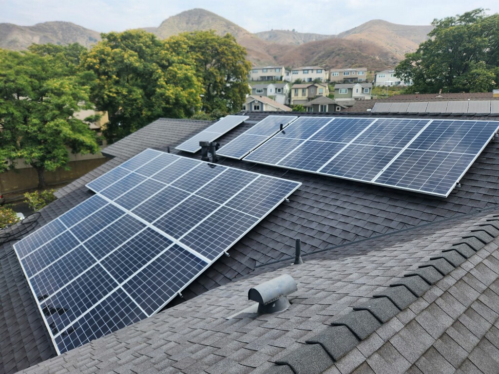 Solis Clean - Solar Panel Cleaning & Repair, Gutter Cleaning in Simi Valley, CA - photo 5
