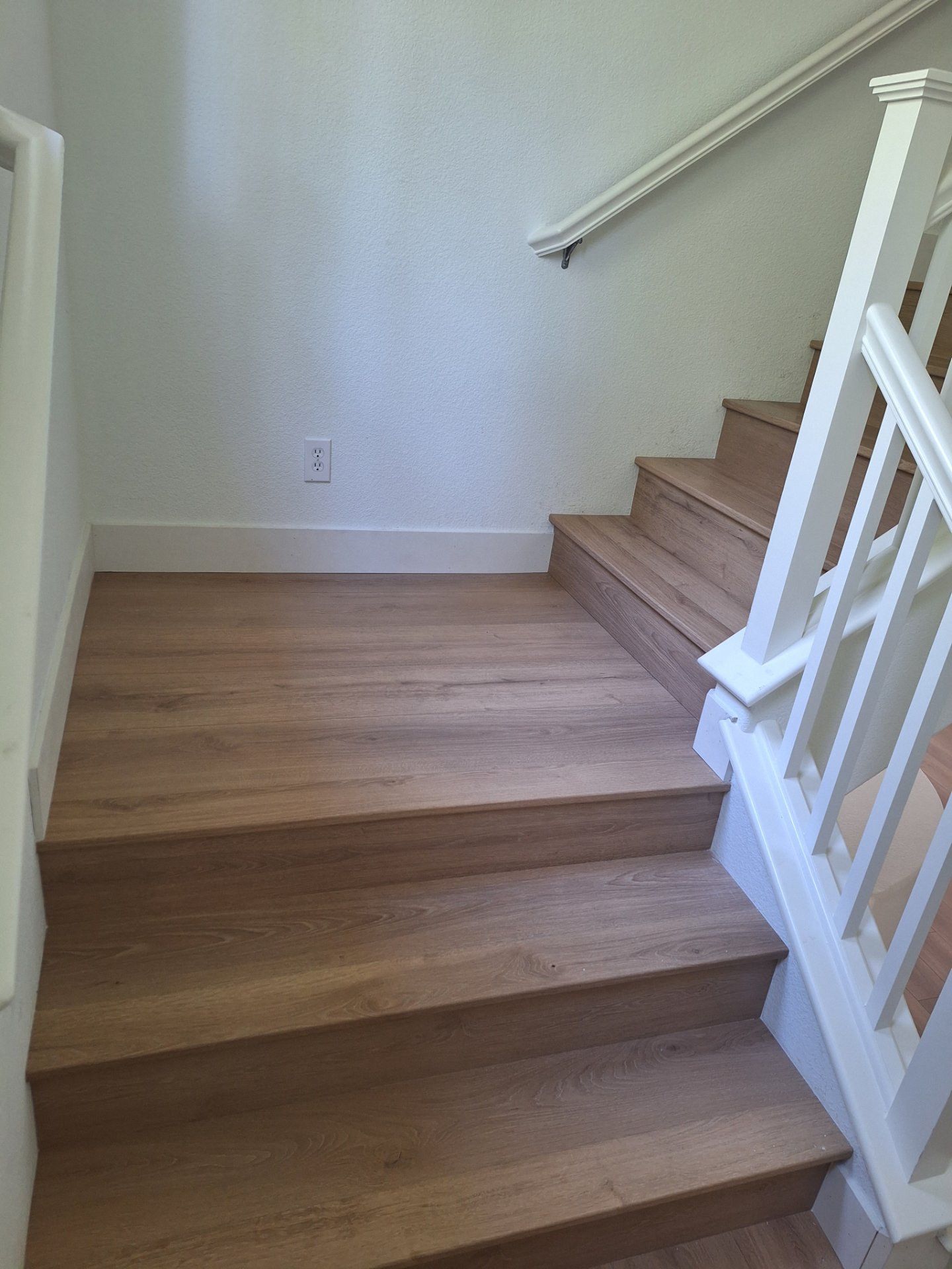 Unicorn Floor Covering, Floor Installation or Replacement in Sunnyvale, CA - photo 6