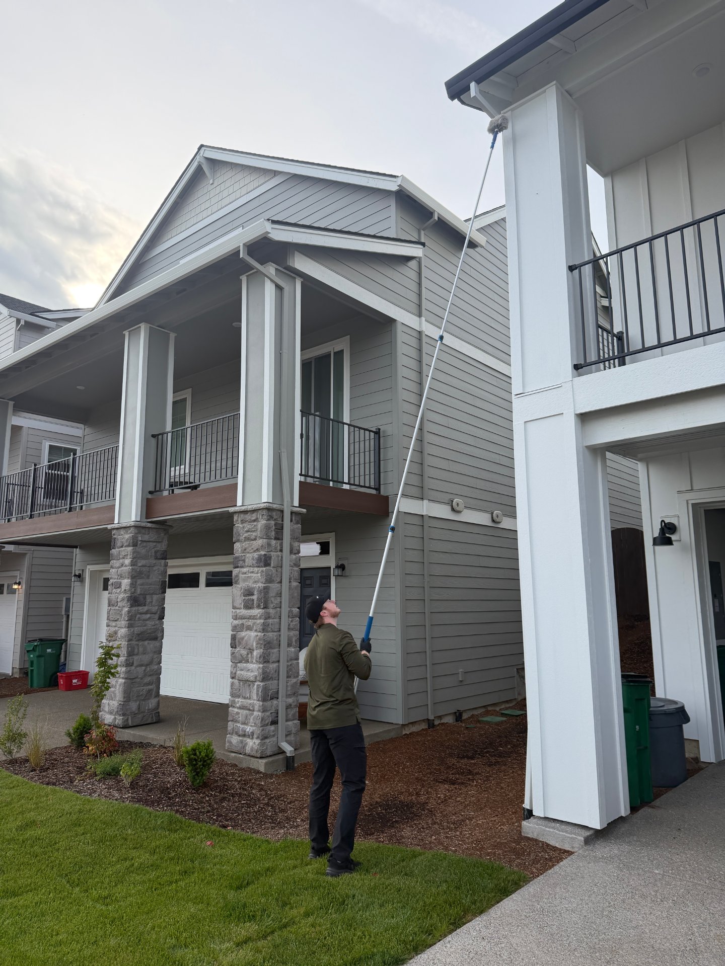 Raptor Pest Services, Pest Control Services in Oregon City, OR - photo 1