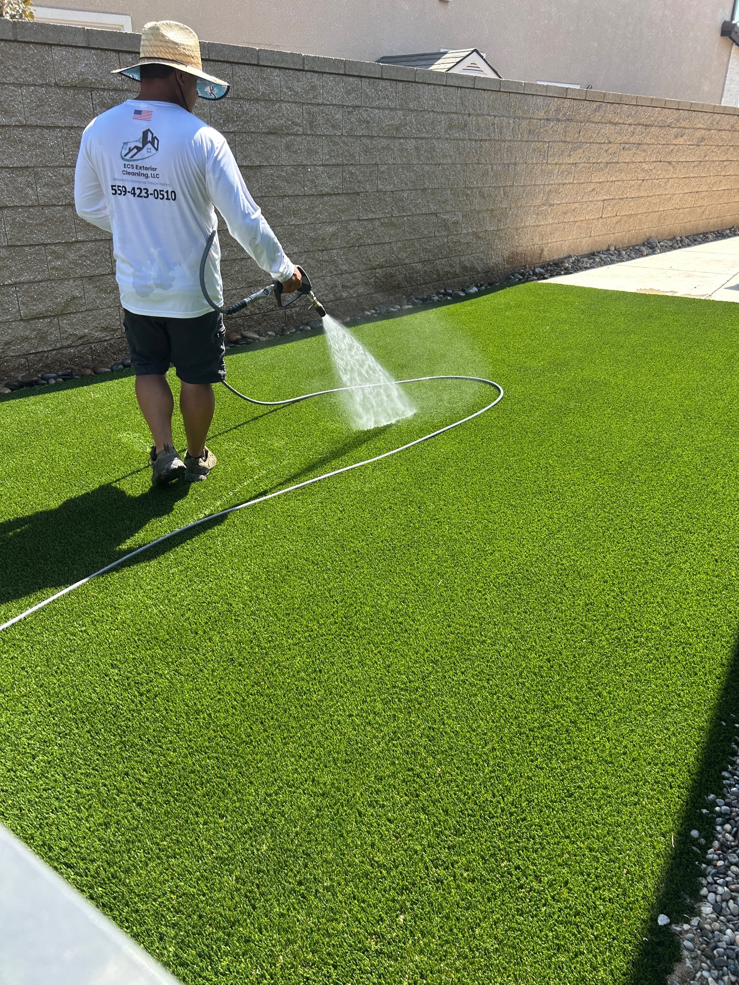 ECS Exterior Cleaning, LLC, Artificial Turf in Lemoore, CA - photo 5