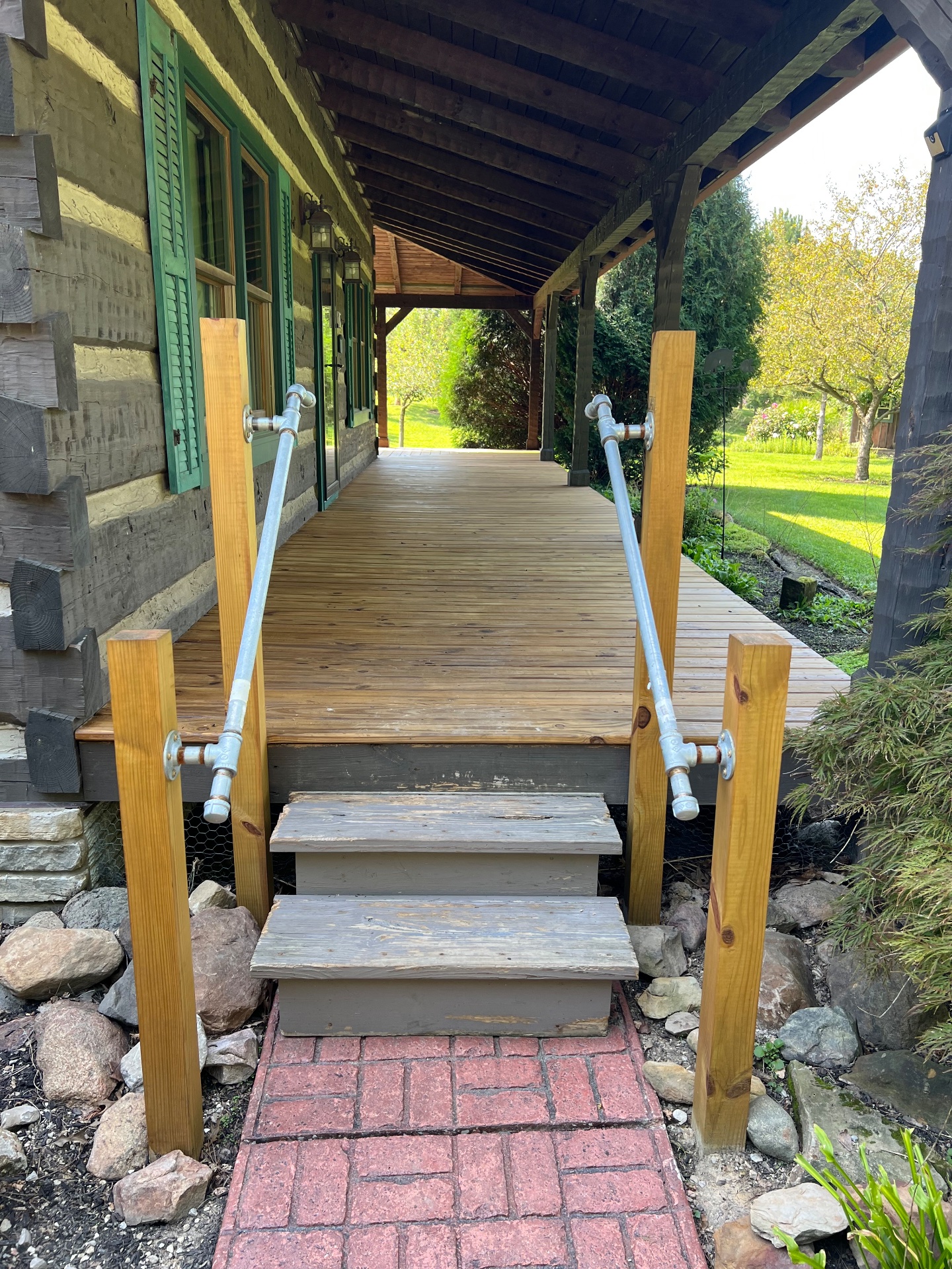 Servant hands property services LLC, Full Service Lawn Care in Medina, OH - photo 1